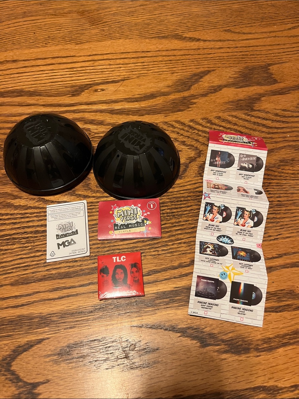 Mini Vinyl Music Surprise Set - Black